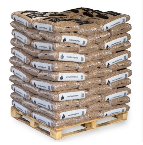 Palette de granulés de bois Pinonero en sacs de 15 kg pour le chauffage